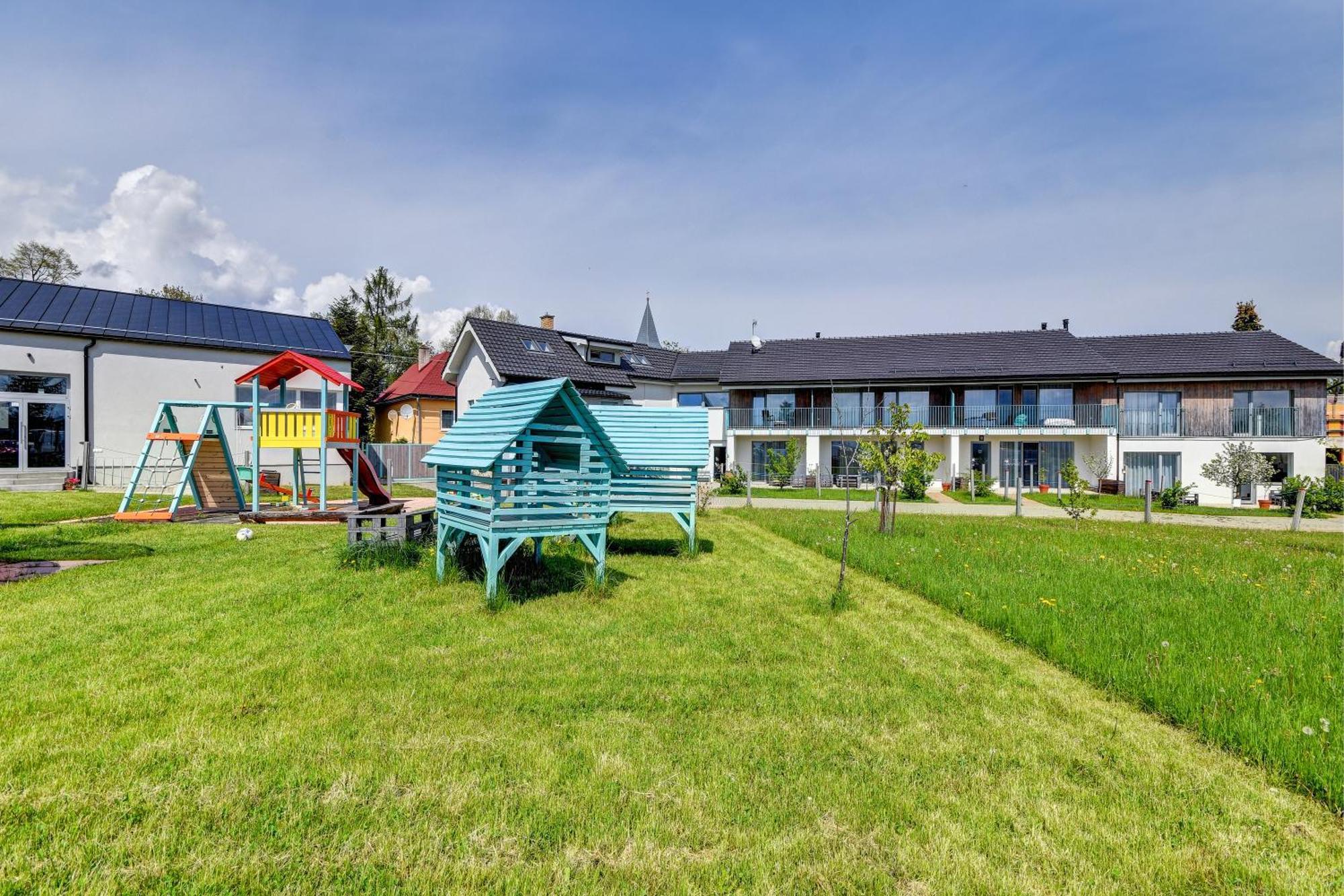Penzion Ceresnovy Sad & Wellness Vysoké Tatry Extérieur photo